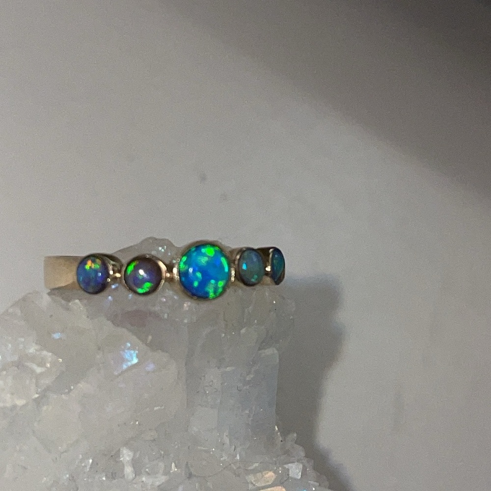 5 stone bezel set ring - Picture 2 of 9